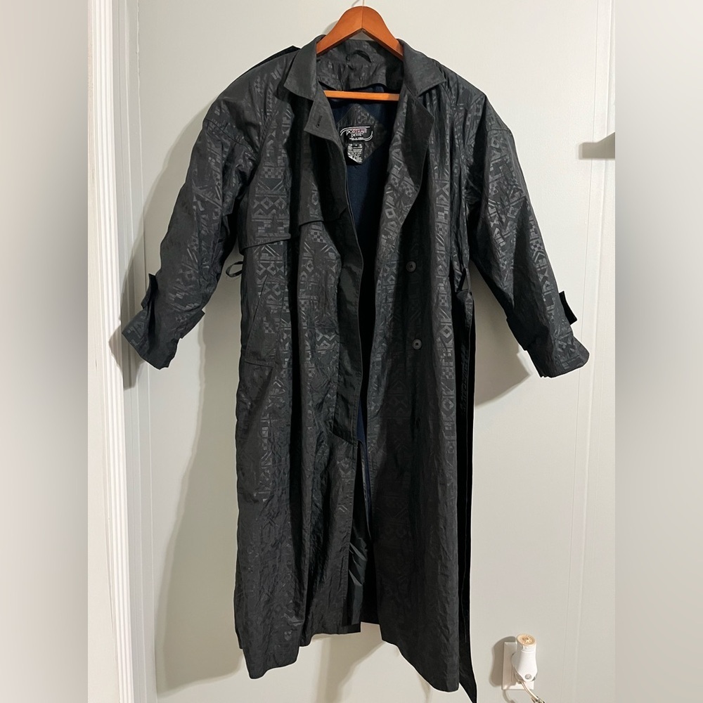 Portrait Petite Trenchcoat
